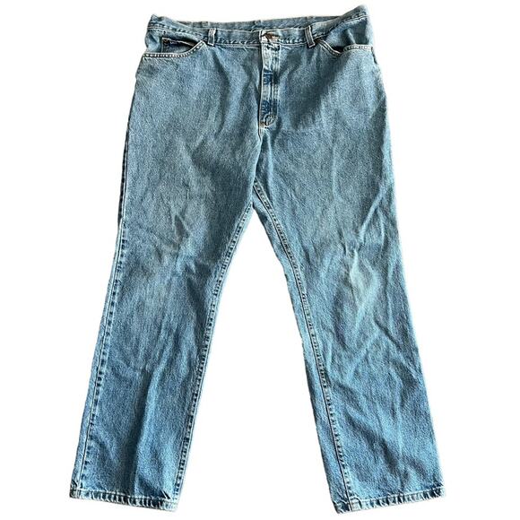 Vintage 90s Lee Dad Mom Jeans size 44x32 light wash straight leg - Picture 2 of 5